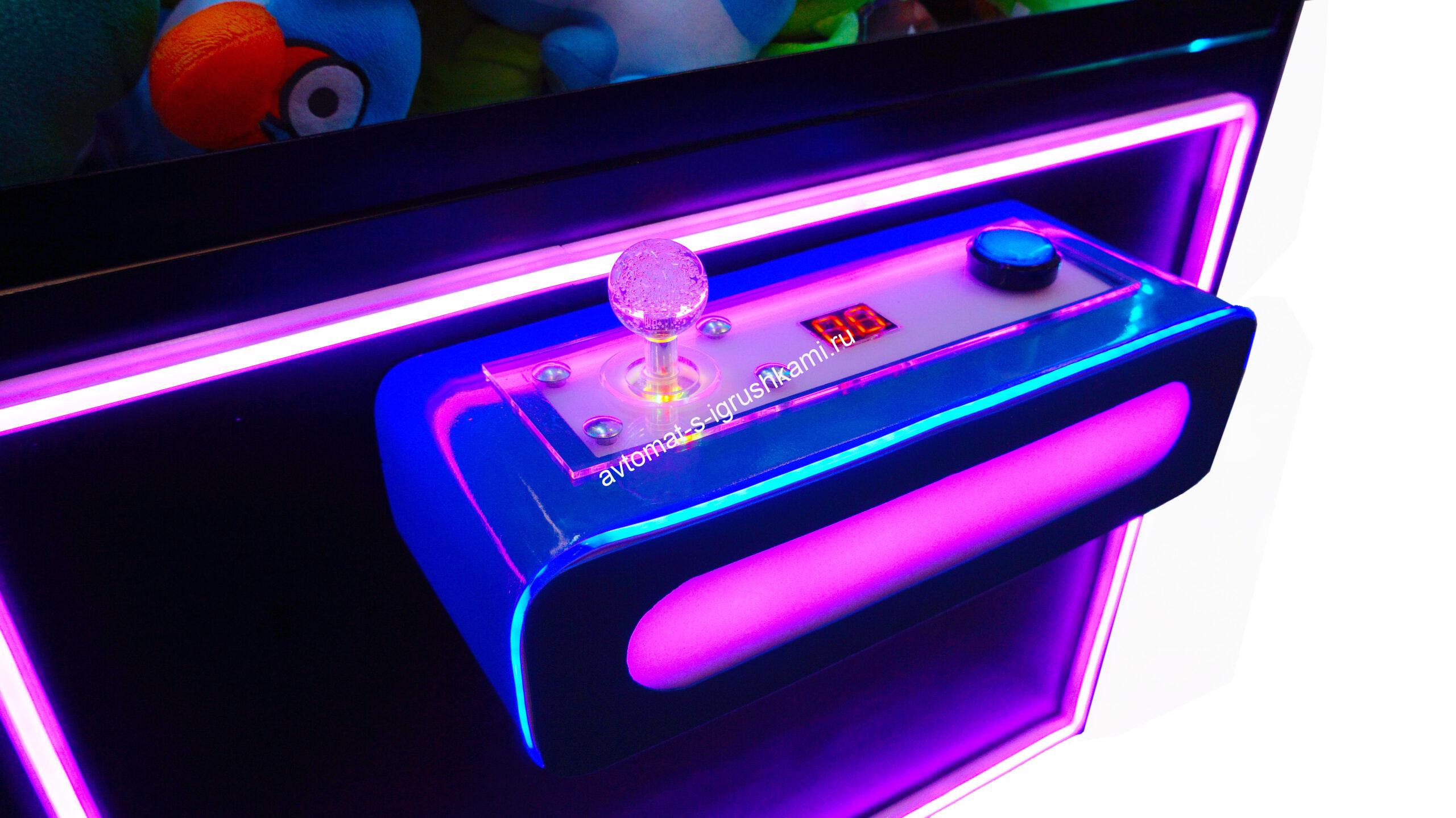 Автомат с игрушками черный металлический Кра-Няшка Хватайка